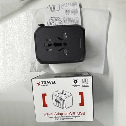 Universal travel adapter 3 USB+ Type C-Syneron